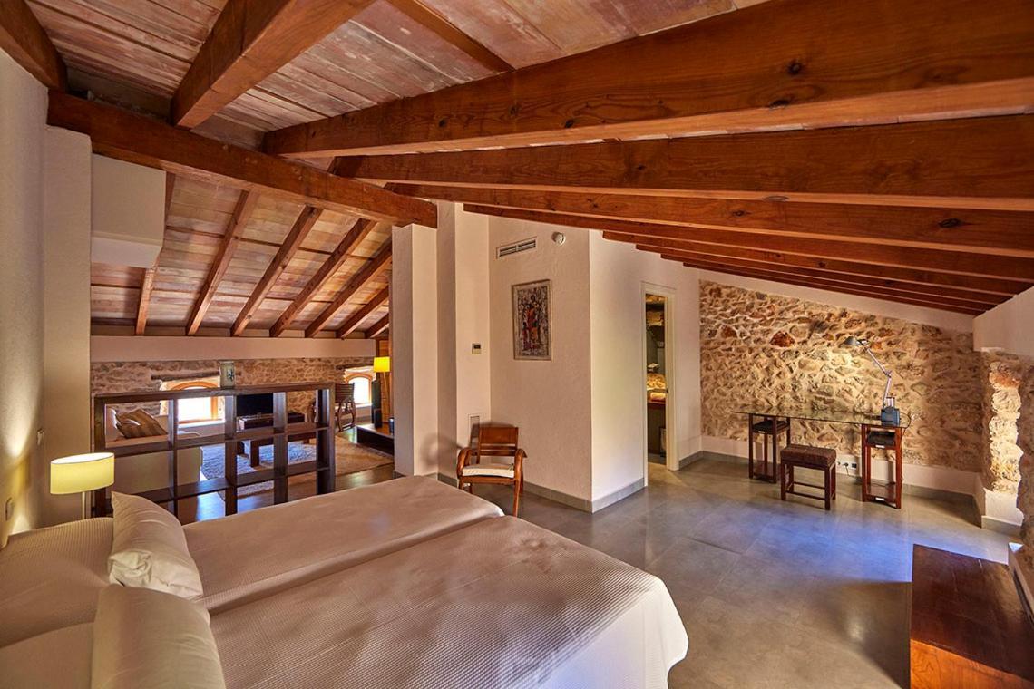 Ca' N Beia Suites - Adults Only Alaro Luaran gambar