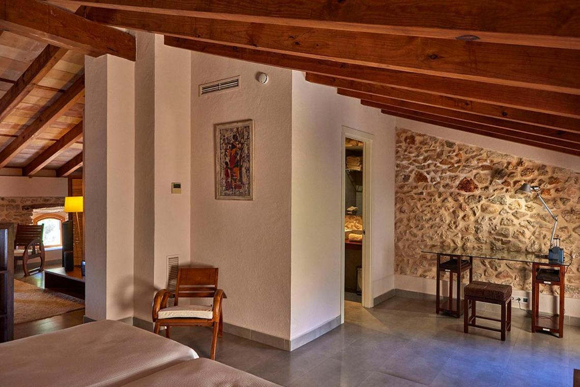 Ca' N Beia Suites - Adults Only Alaro Luaran gambar