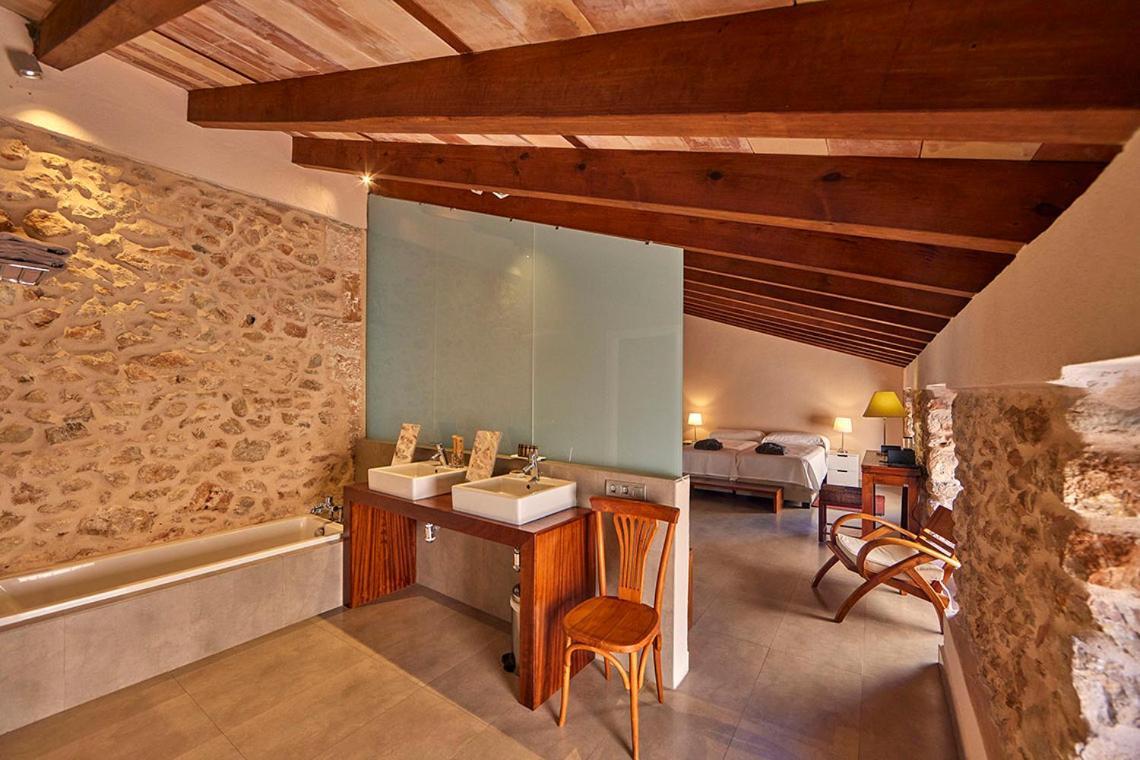 Ca' N Beia Suites - Adults Only Alaro Luaran gambar